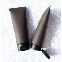 50ml 100ml 150ml Pe Plastic Matt Shiny Brown Matt Brown White Cream Soft Tube Cleanser Tube Hand Lotion Tube With Black Flip Lid